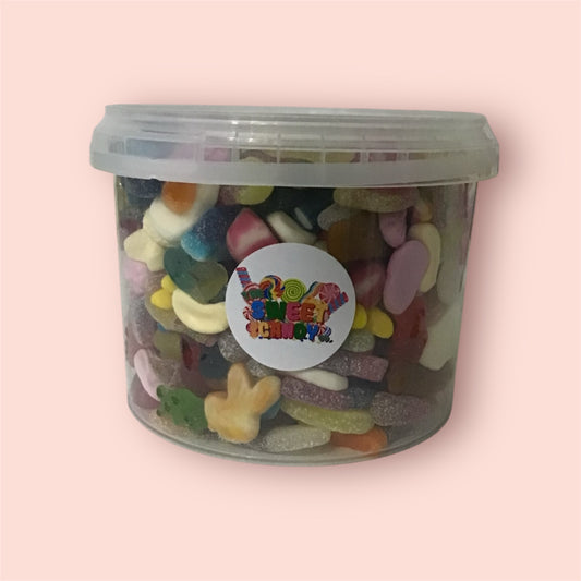 2kg random pick n mix bucket
